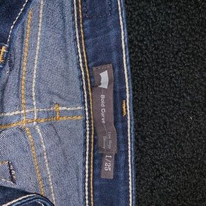 Levis Midrise Skinny Jeans